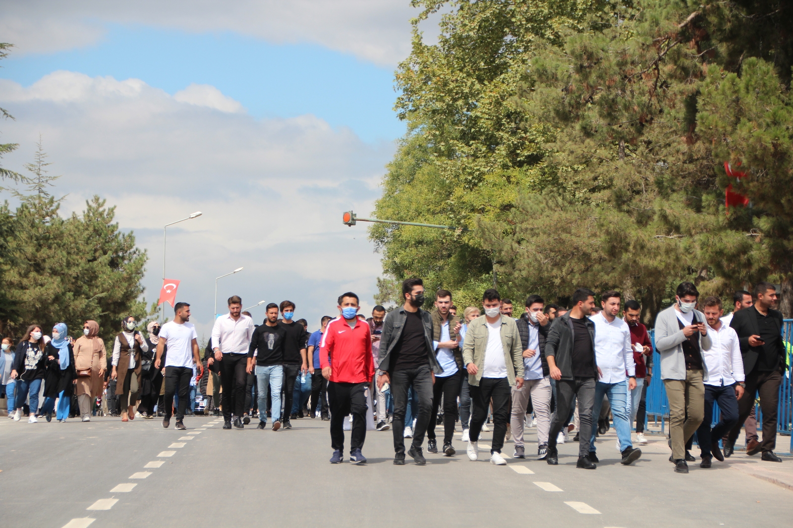 740. Ertuğrul Gazi’yi Anma Ve Yörük Şenlikleri’ne Türkiye’nin Dört Bir Yanından İnsan Seli Oldu
