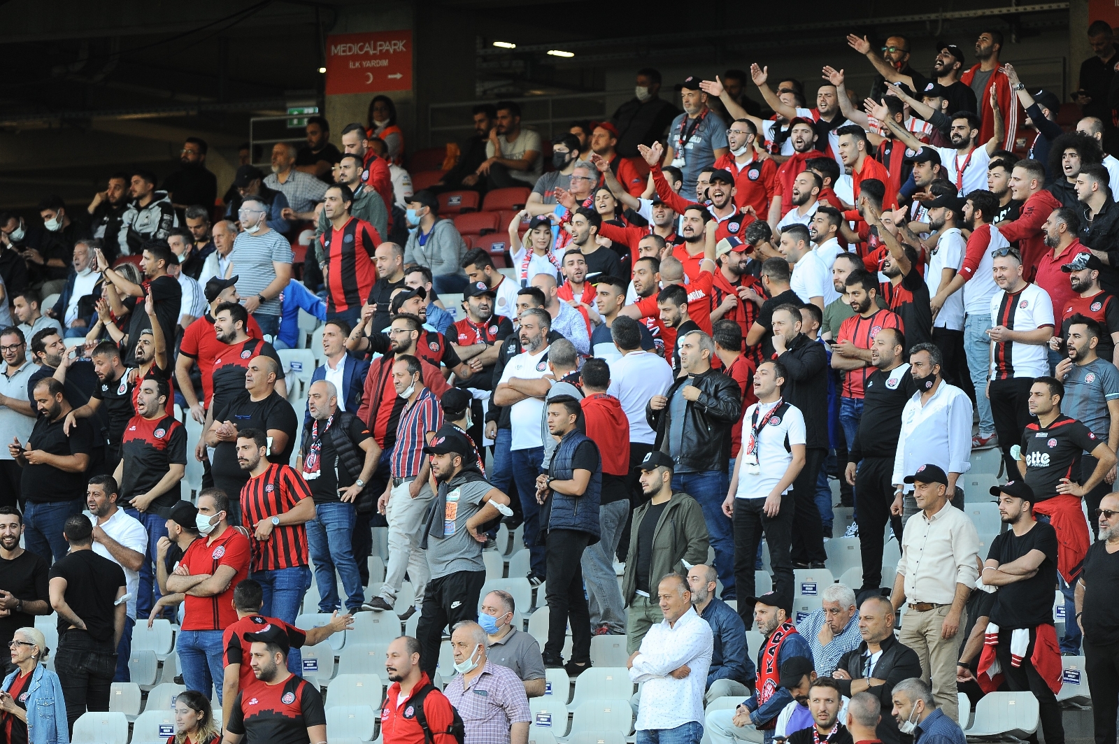 Süper Lig: Fatih Karagümrük: 4 - Adana Demirspor: 0 (Maç Sonucu)