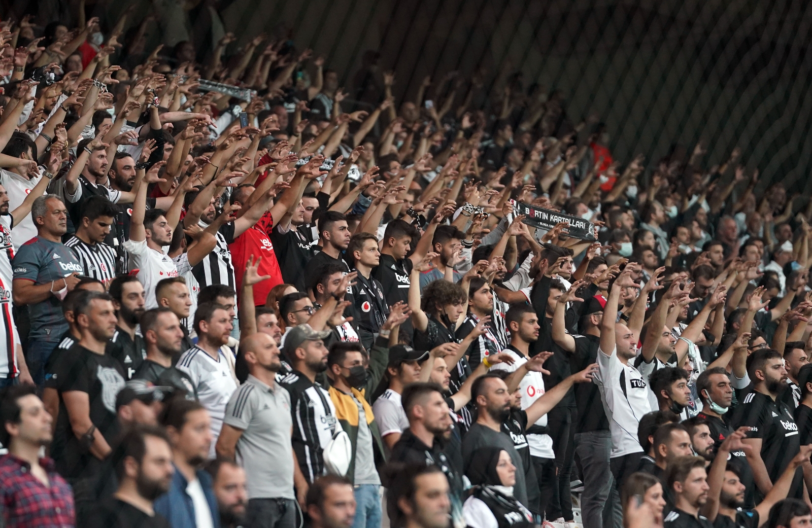 Süper Lig: Beşiktaş: 2 - Yeni Malatyaspor: 0 (Maç devam ediyor)