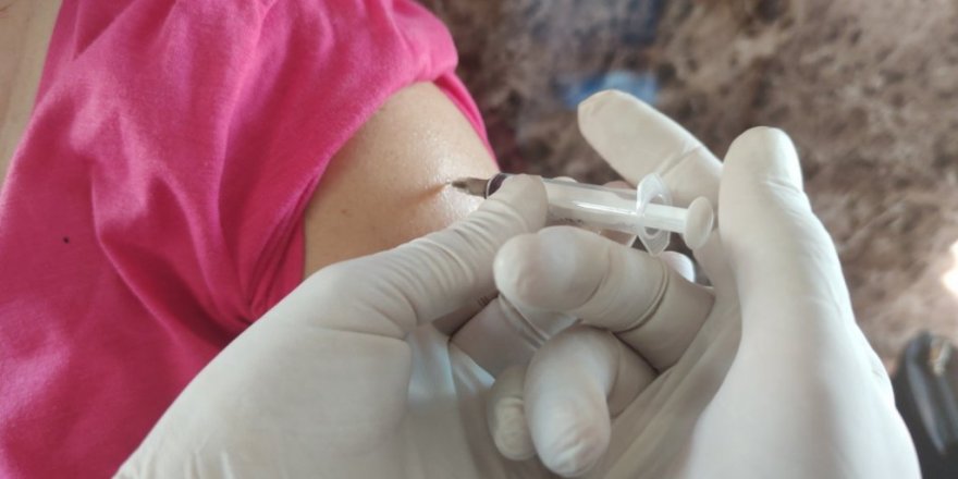 Cezayir’de 1 haftada 1 milyon kişi Covid-19’a karşı aşılandı