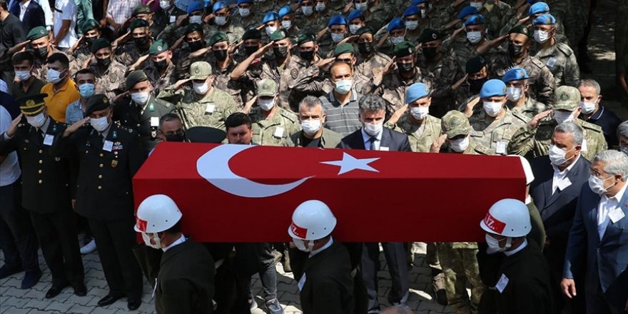 İzmir'de silah kazası sonucu 1 asker şehit oldu