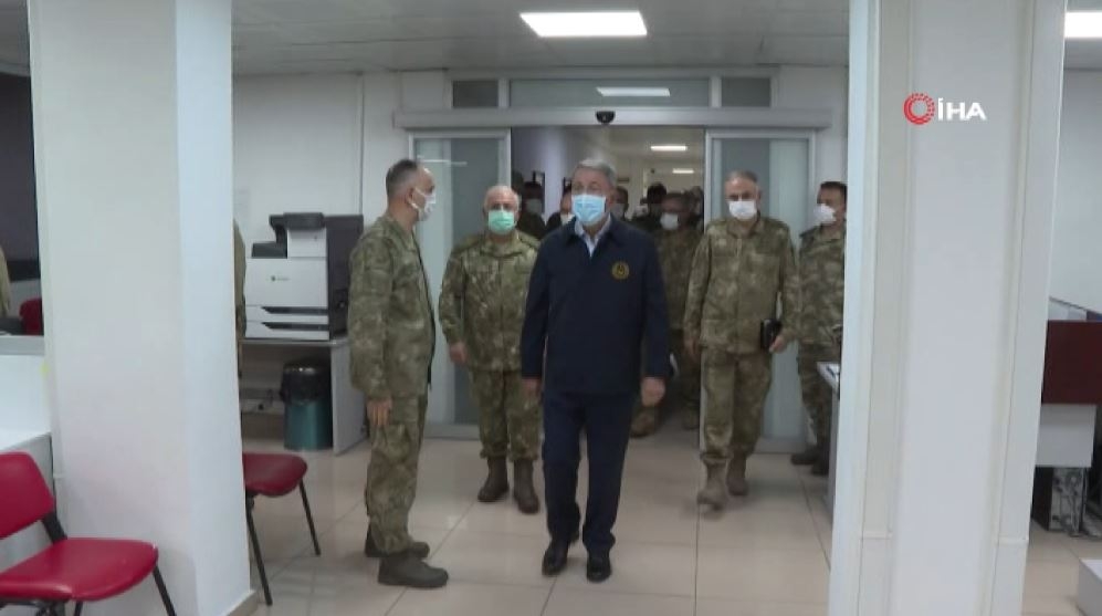 Bakan Akar’dan önemli açıklamalar!