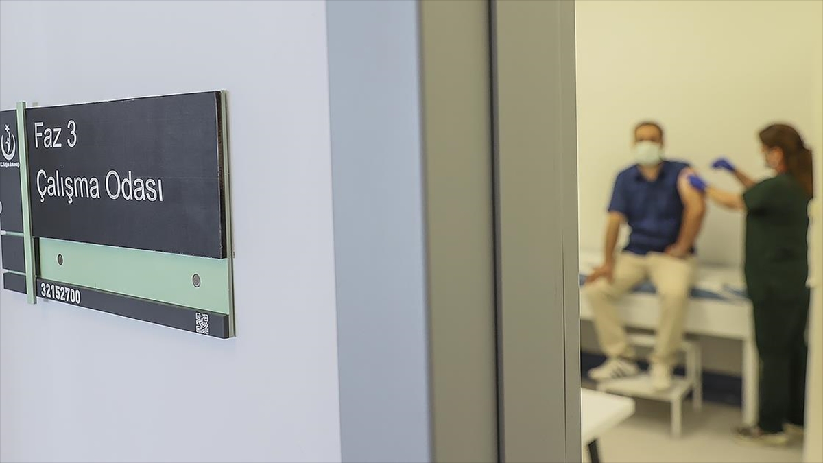 Türkiye'nin Koronavirüsle Mücadelesinde Son 24 Saatte Yaşananlar