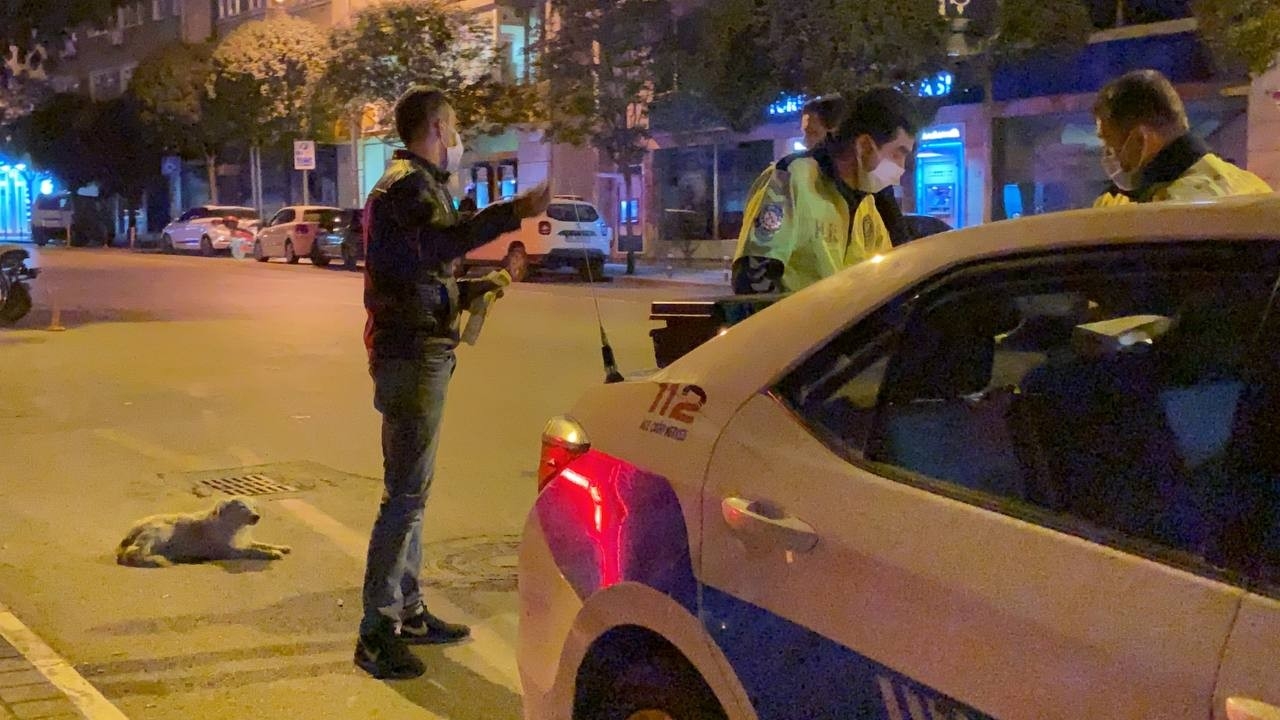 Alkollü ve ehliyetsiz yakalandı, karantinayı da deldiği ortaya çıktı