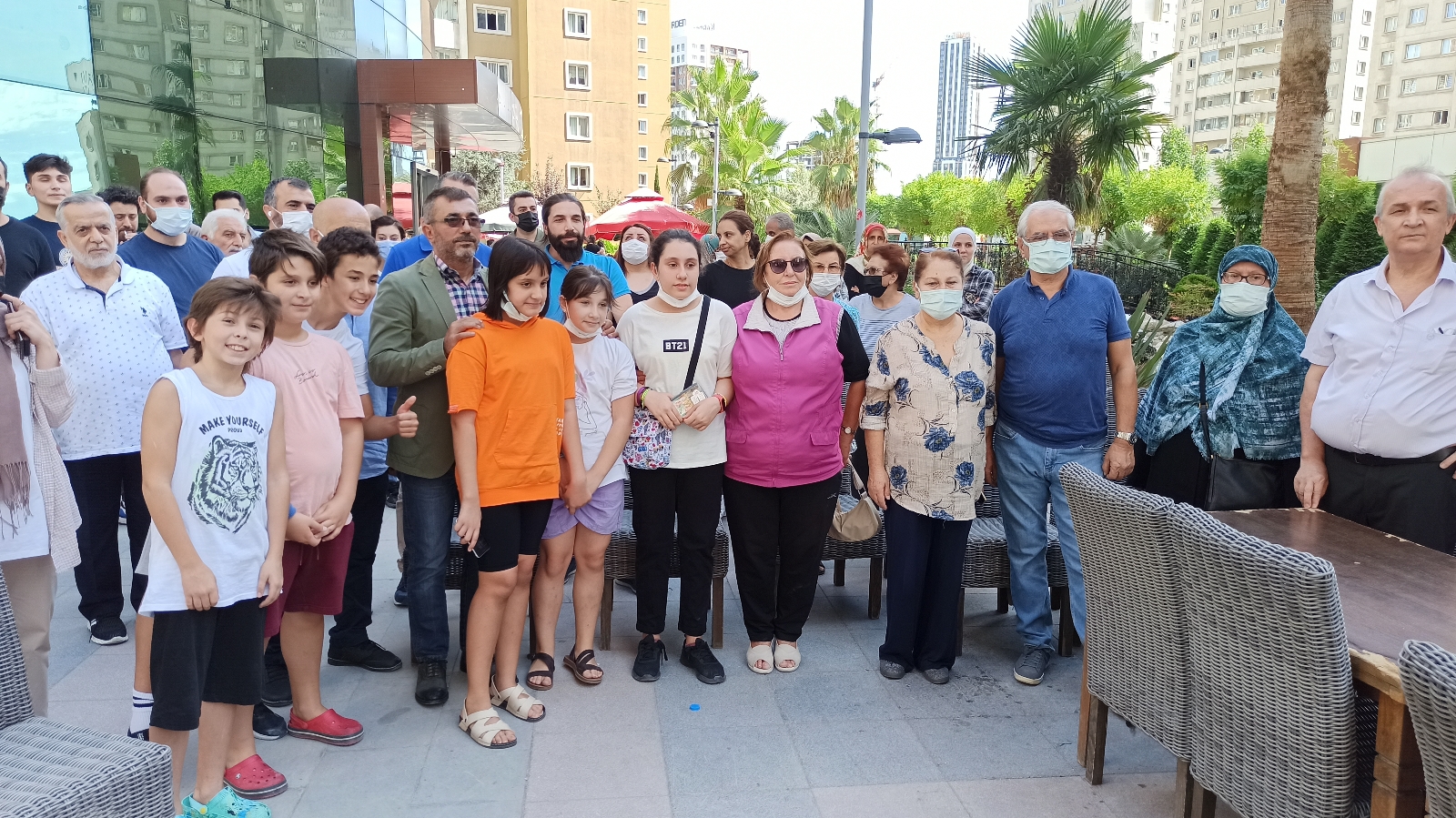 Esenyurt’ta lüks sitede yönetici krizi site sakinlerini canından bezdirdi