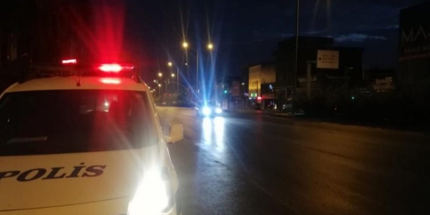 İzmir’de yayaya çarpıp kaçtı: 1 ölü