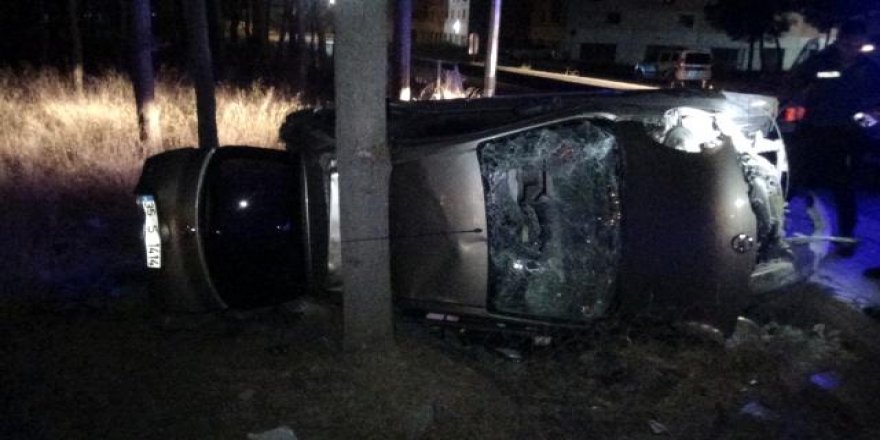 İzmir'de düğün dönüşü feci kaza: 4 yaralı