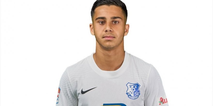 Türk Asıllı Futbolcu Romanya Tarihine Geçti