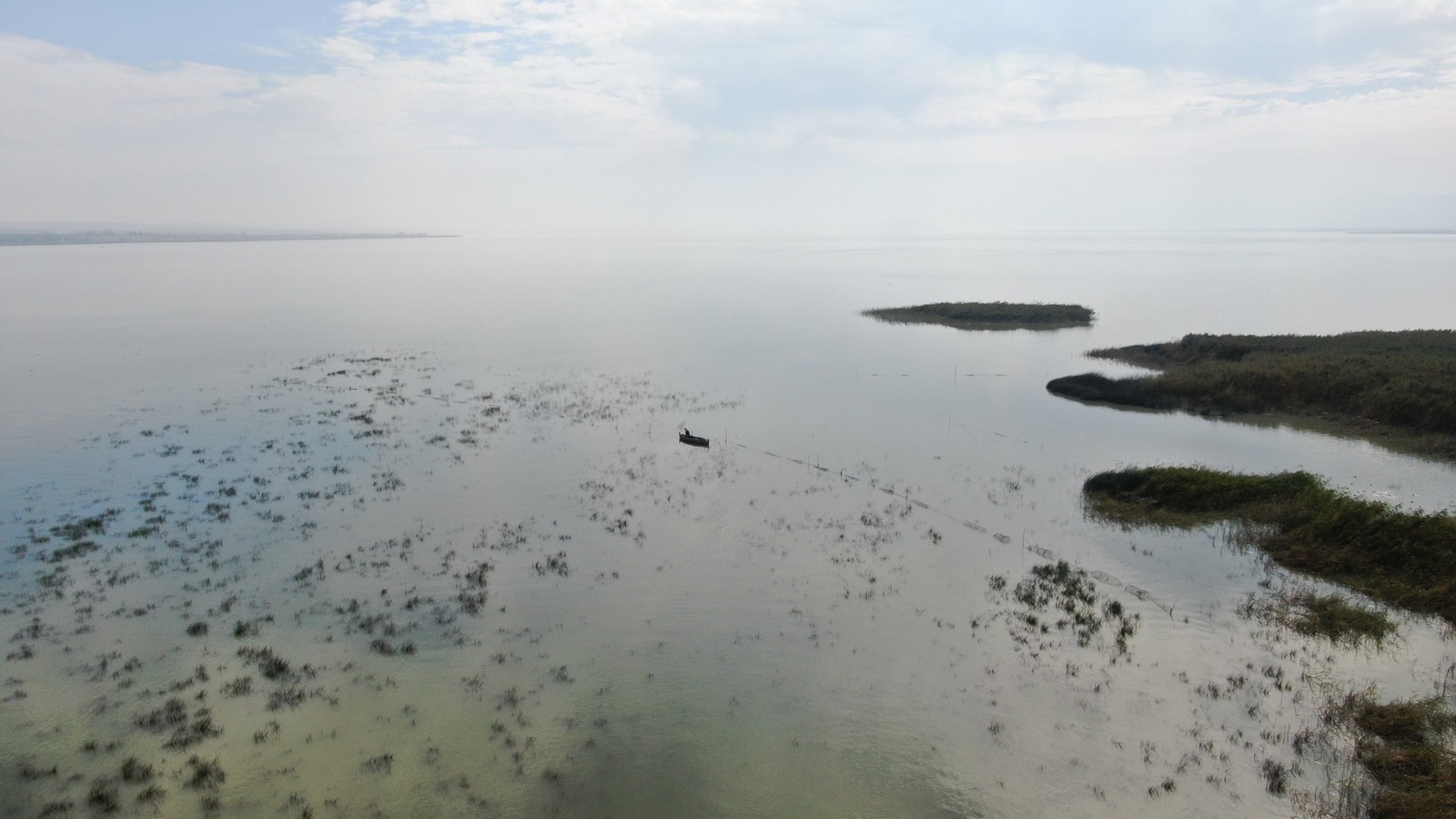 Uluabat Gölü Can Çekişiyor