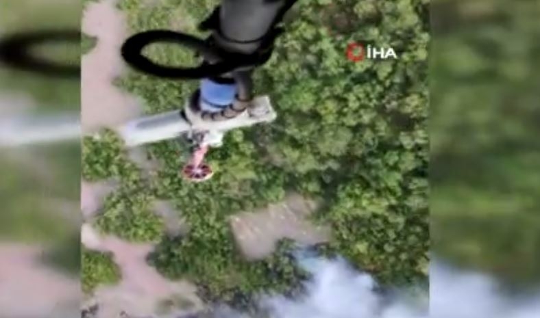 Tunceli’de orman yangınlarını söndürme çalışmaları devam ediyor