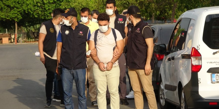Adana’da FETÖ operasyonu: 8 gözaltı