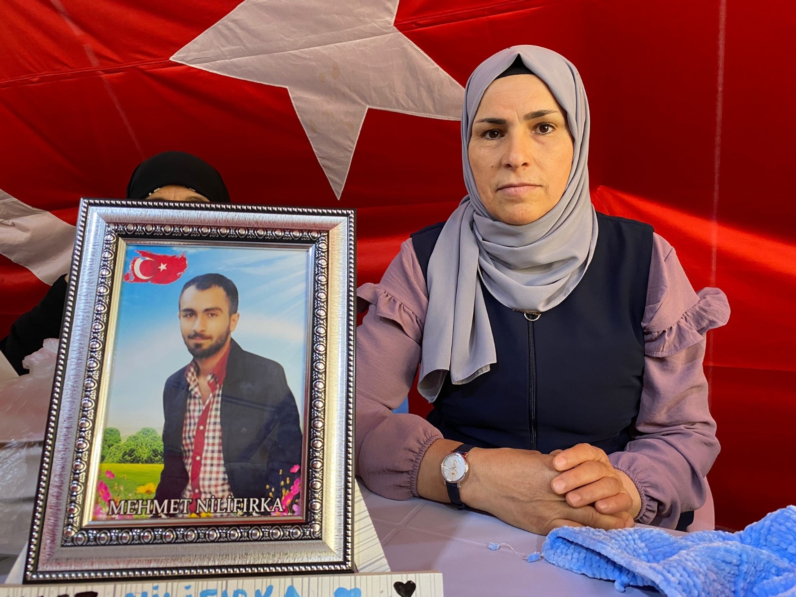 Evlat hasreti çeken anne Nilifırka: “Elinden kalemi, mesleğini, geleceğini aldılar”