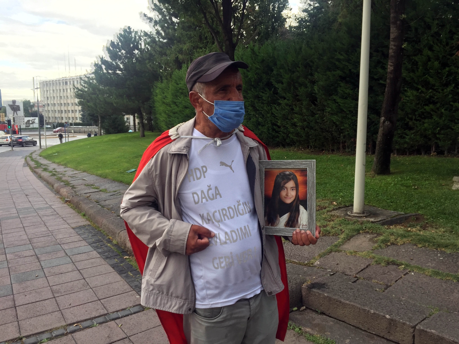 Kızı PKK tarafından dağa kaçırılan baba İzmir’den Ankara’ya yürüdü