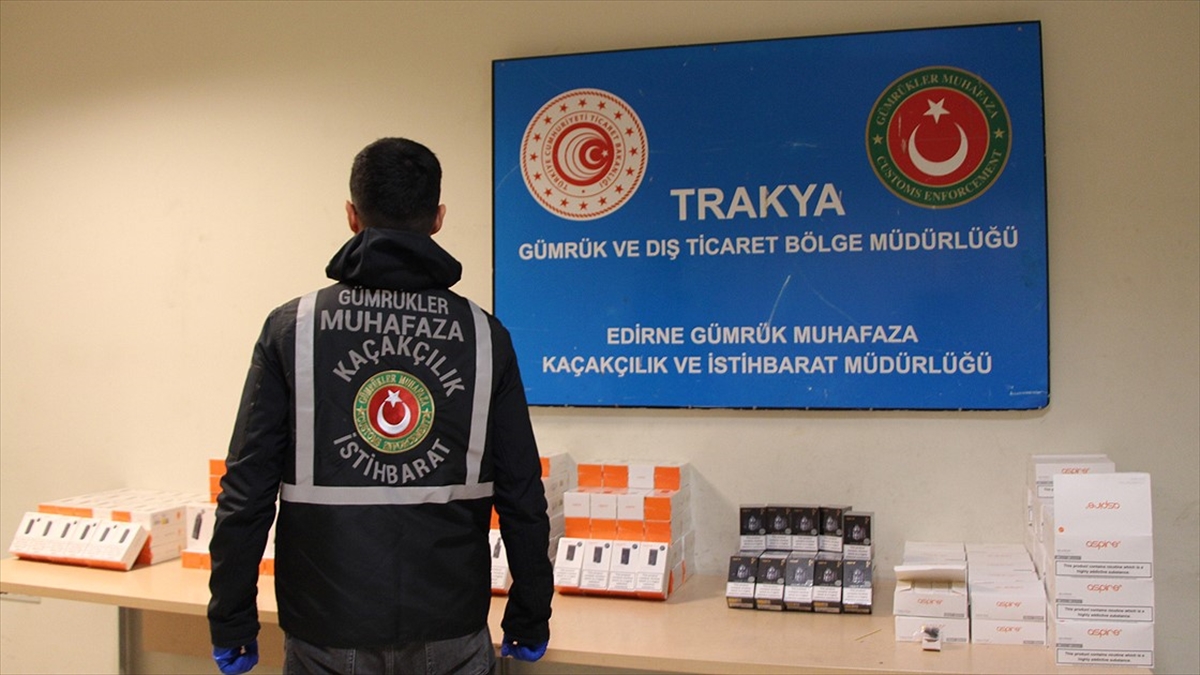 Kapıkule'de Gümrük Muhafaza Ekipleri Kaçakçılara Geçit Vermiyor