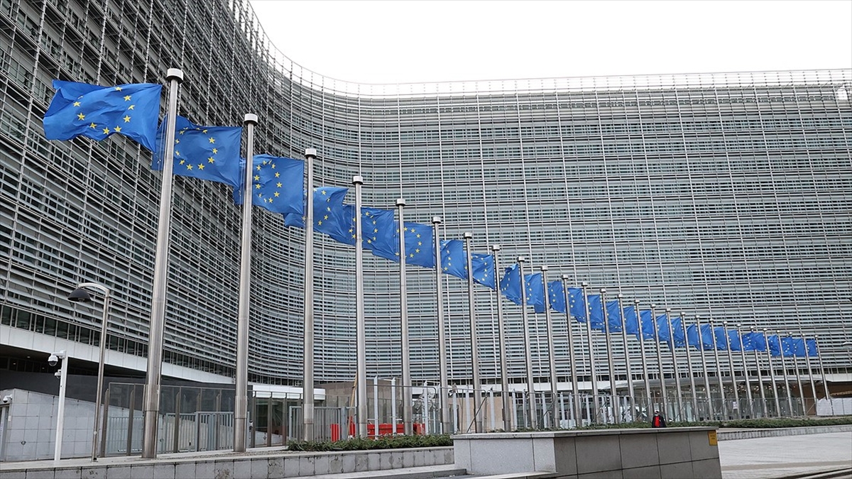 Ab Savcılığı 4,5 Milyar Avroluk 300 Yolsuzluk İddiasını Soruşturuyor