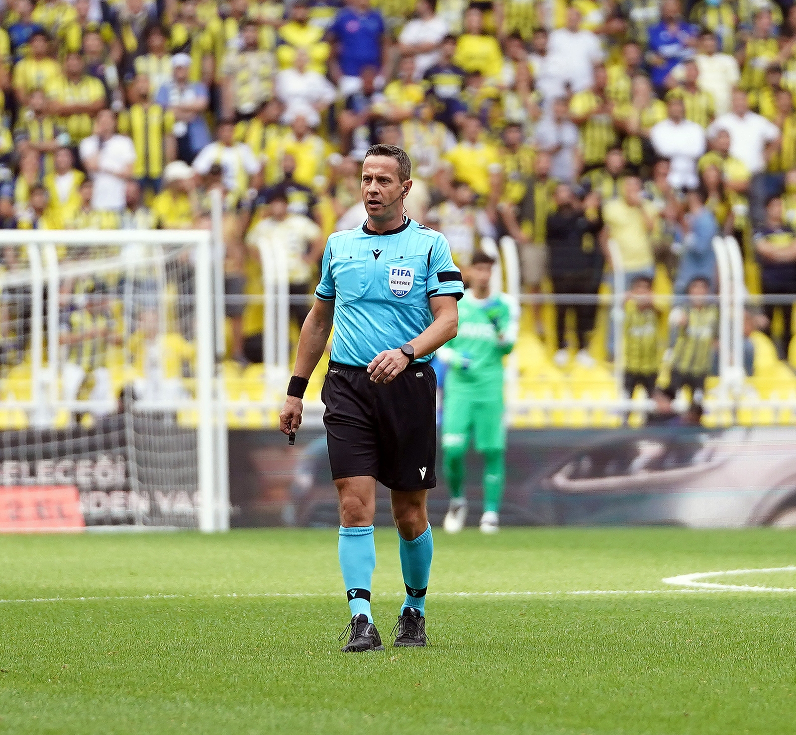 UEFA’dan Halis Özkahya’ya Görev