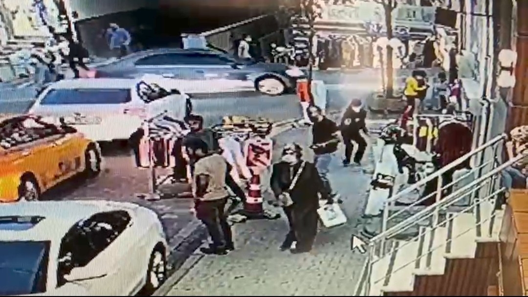 Esenyurt’ta Motosikletli Saldırgan Dehşet Saçtı