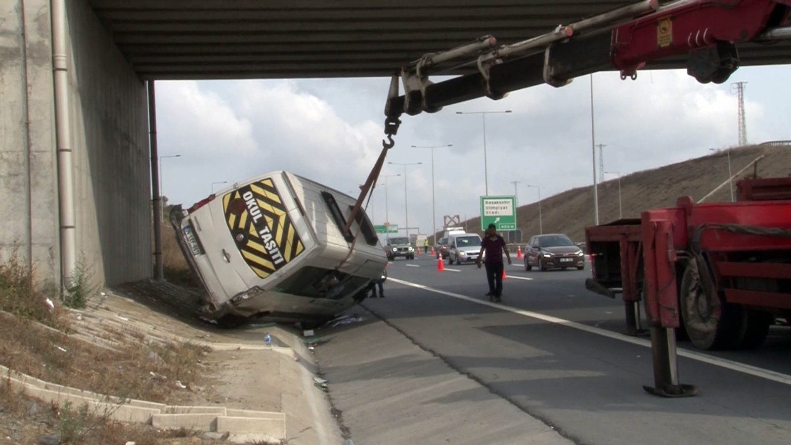 Kuzey Marmara Otoyolu’nda İşçi Servisi Yan Yattı, 6 İşçi Yaralandı