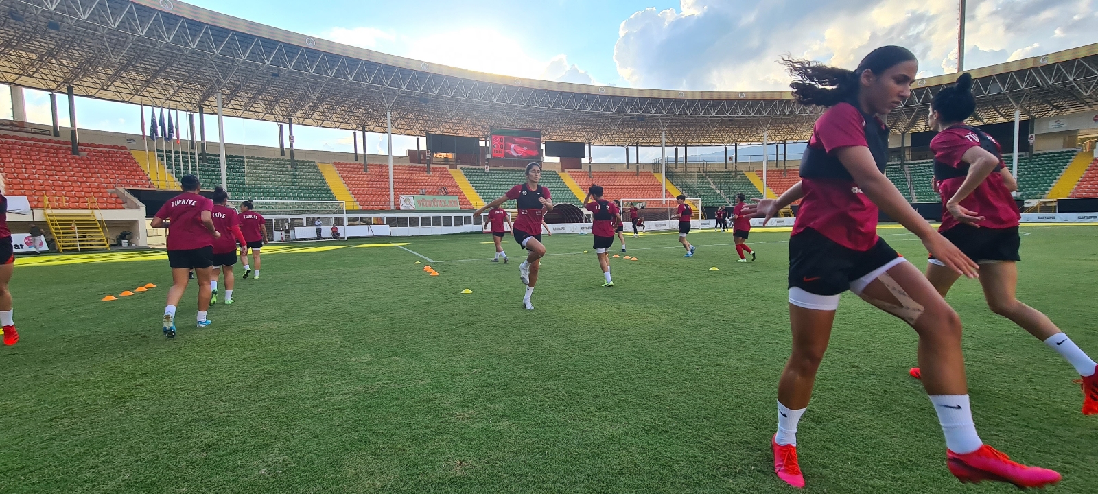 Kadın A Milli Takımı, Portekiz Maçının Son Çalışmasını Yaptı