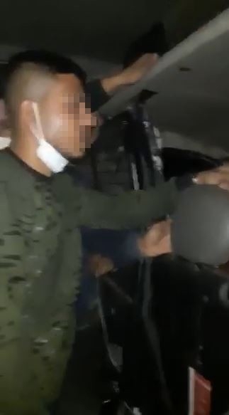 Panelvan Araçtan 32 Kaçak Göçmen Çıktı