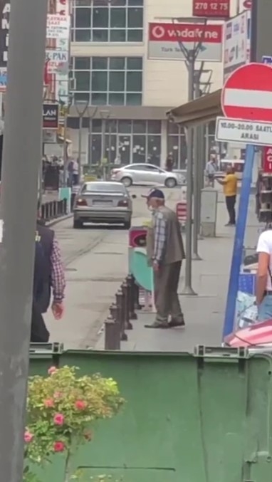 Eşinin çalıştığı lokantaya pompalıyla saldırdı: 1’i ağır 3 yaralı