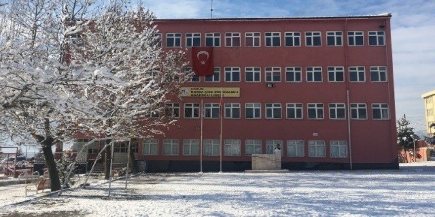 Bir Okulda Karantina Kararı