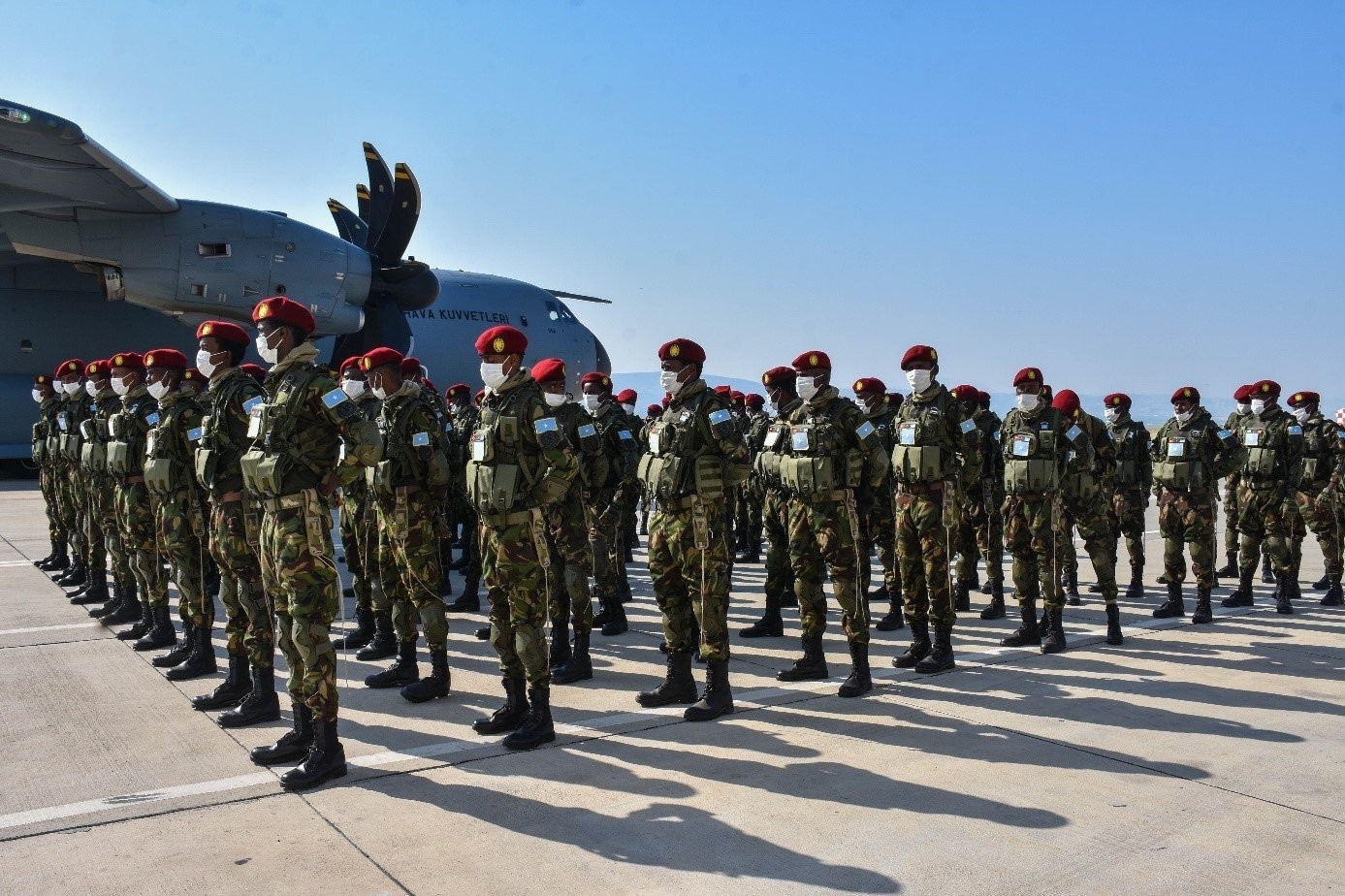 MSB: “Azerbaycan Ve Somalili Misafir Askerler Komando Eğitimlerini Başarıyla Tamamladı"