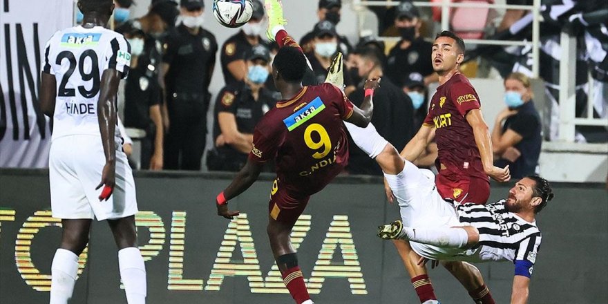 İzmir Derbisinin Galibi Altay oldu