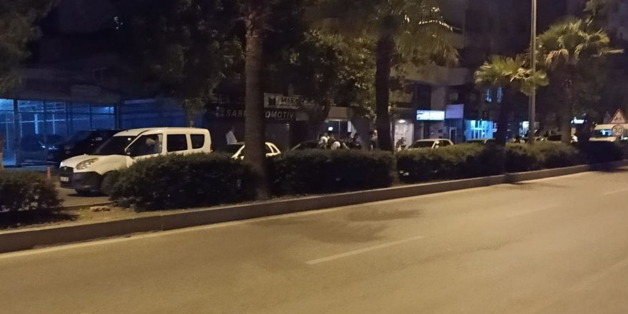 Hatay’da dur ihtarına uymayan araçtan ateş açıldı: 3’ü polis 4 yaralı