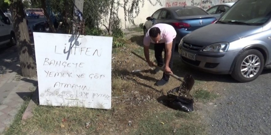 Sultangazi’de bir garip olay: Her gün aynı yere pilav döküyor