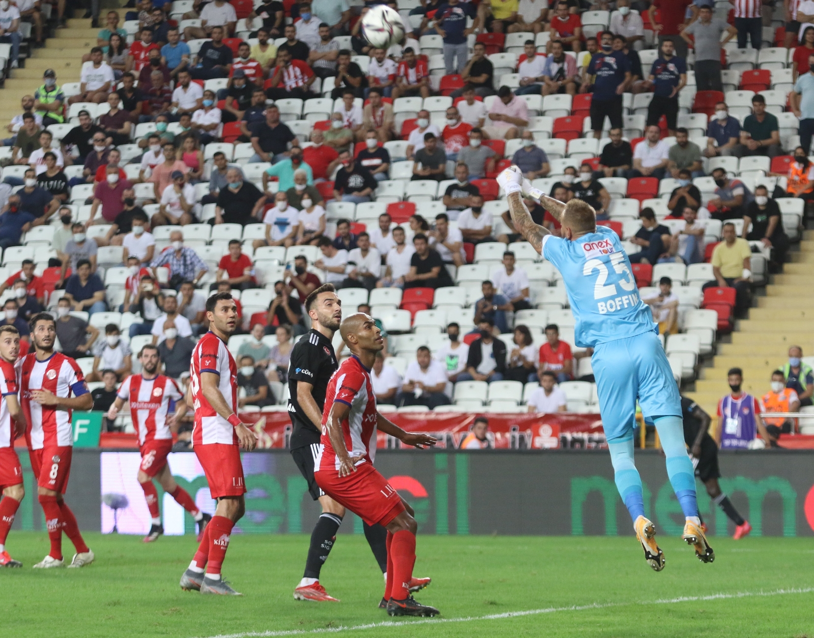 Süper Lig: Ft Antalyaspor: 2 - Beşiktaş: 0 (İlk Yarı)
