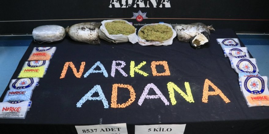 Patlıcan ve biber tarlasına uyuşturucu operasyonu