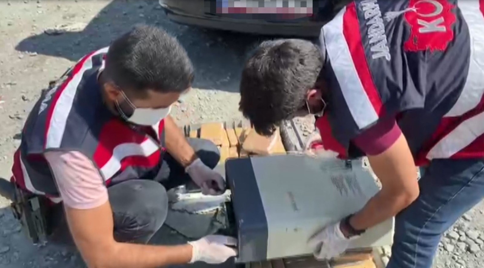 Solunum cihazının içinden 65 kilo eroin çıktı