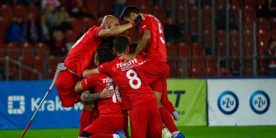 Ampute Milli Takımı’na Siyasilerden Tebrik Mesajları