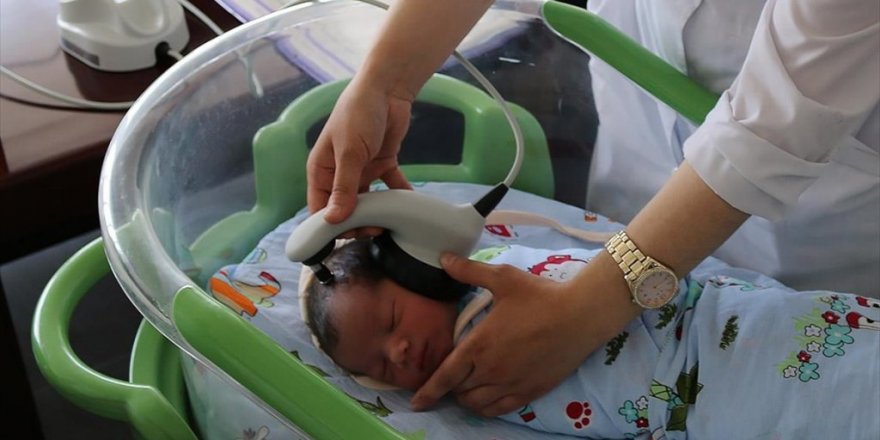 Yılda Yaklaşık 2 Bin 500 Yenidoğana İşitme Kaybı Tanısı Konuluyor
