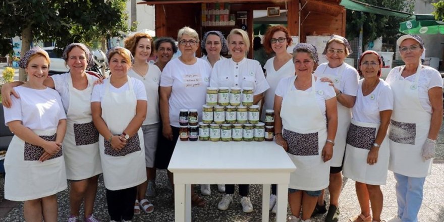 Urla'daki Kadın Kooperatifi İlk İhracatını Yaptı