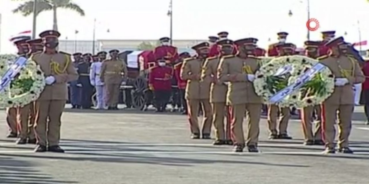 Mısır’ın eski Savunma Bakanı Mareşal Tantavi için askeri cenaze töreni düzenlendi