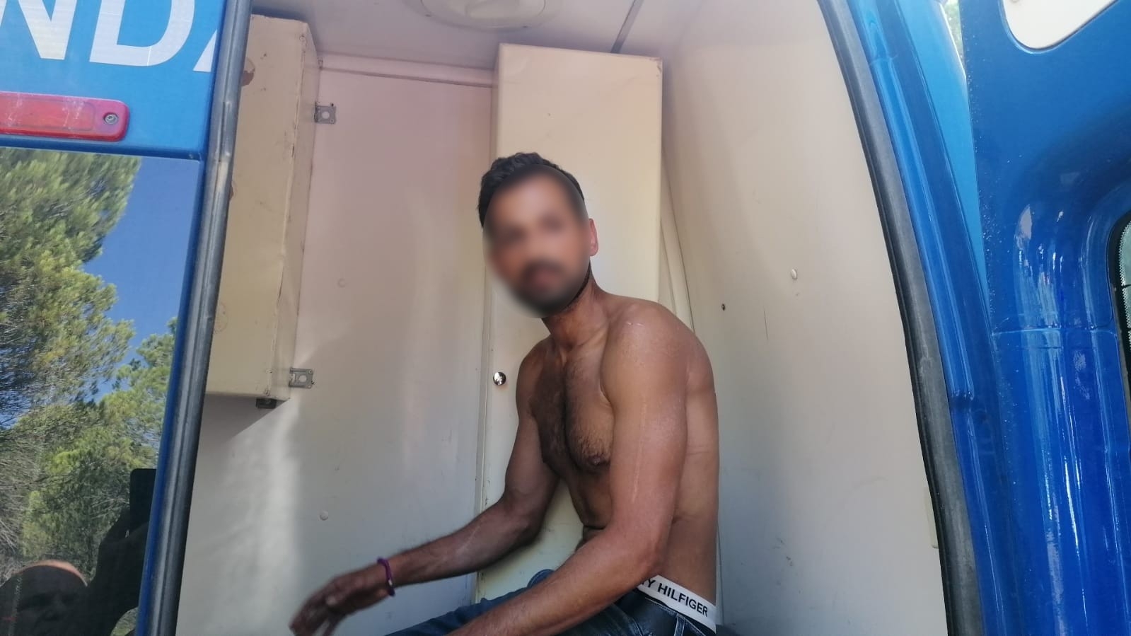 Manavgat’ta ormanı yakarken suçüstü yakalanan şüpheli suç makinesi çıktı