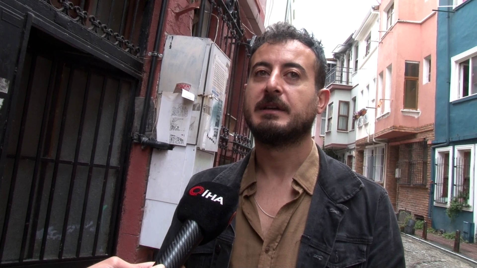 Balat’ta silahlı saldırıya uğrayan Enes Kaya yaşadığı dehşeti anlattı