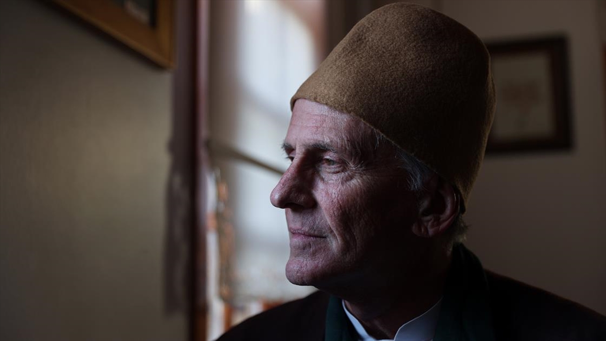 Mevlana'dan Etkilenen Abd'li Katolik Papaz Müslüman Olup Konya'ya Yerleşti