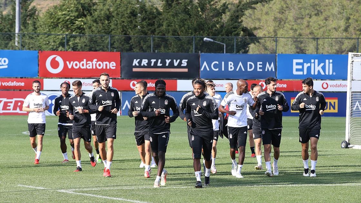 Beşiktaş Altay'a Konuk Olacak