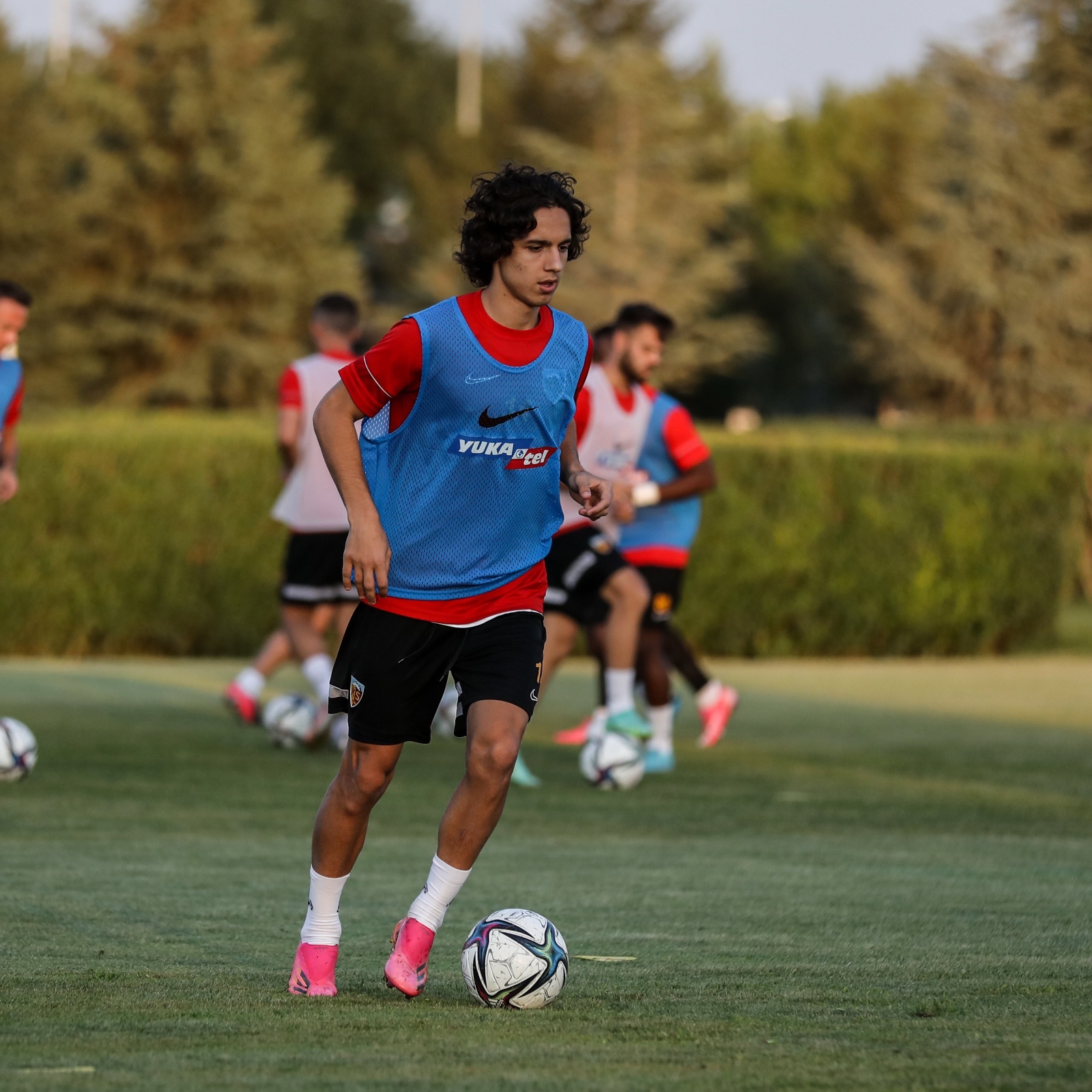 Kayserispor, Emre Demir’in Barcelona’ya transferini açıkladı