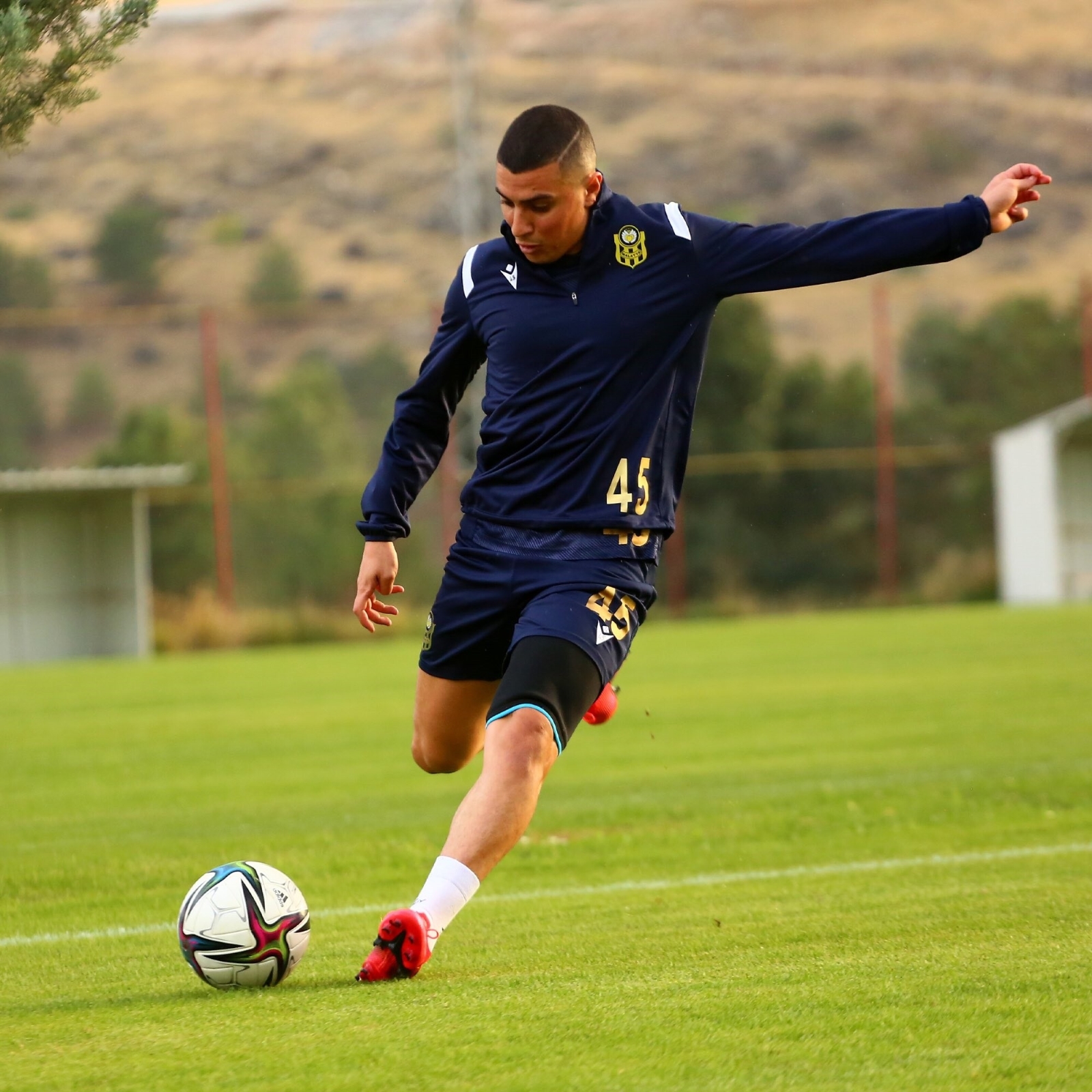 Yeni Malatyaspor, Antalyaspor Maçı Hazırlıklarını Sürdürdü