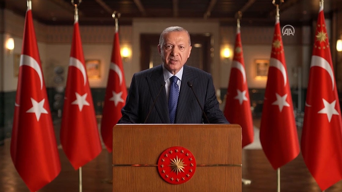 Cumhurbaşkanı Erdoğan: Evlatlarımıza Daha Adil, Daha Yaşanabilir Bir Dünya Bırakmak Hepimizin Ortak Görevidir