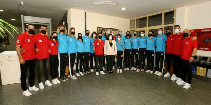 Balkan Kupasını Kazanan Aydın'ın Sultanları Çerçioğlu'nu Ziyaret Etti