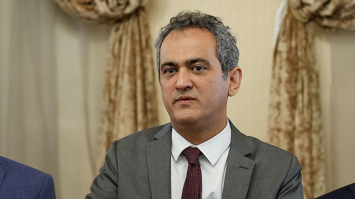 Bakan Özer: İki Doz Aşı Olan Ya Da Hastalanıp Bağışıklık Kazanan Öğretmen Oranımız Yüzde 86