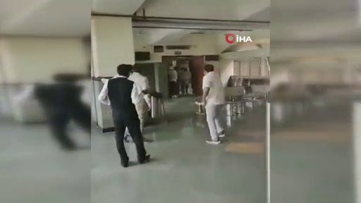 Hindistan’da duruşma salonunda silahlı saldırı: 3 ölü