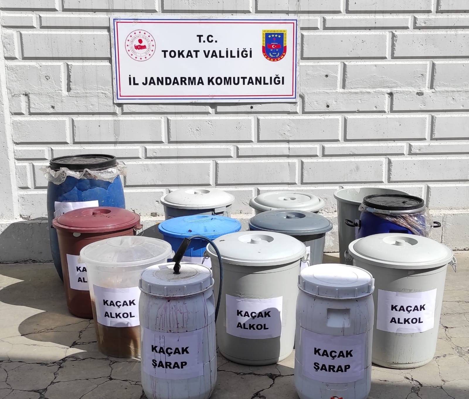 Tokat’ta 750 litre kaçak alkol ele geçirildi