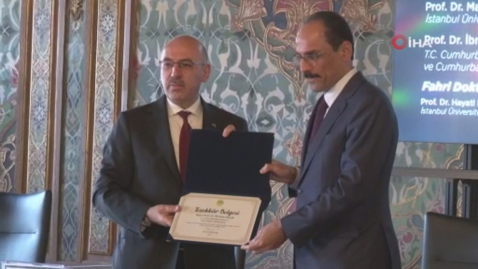 İstanbul Üniversitesi’nden Sezai Karakoç’a Fahri Doktora Verildi