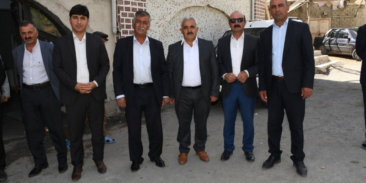 Hakkari'de bir aşiret daha düğünlerde abartılı harcamaları kaldırdı